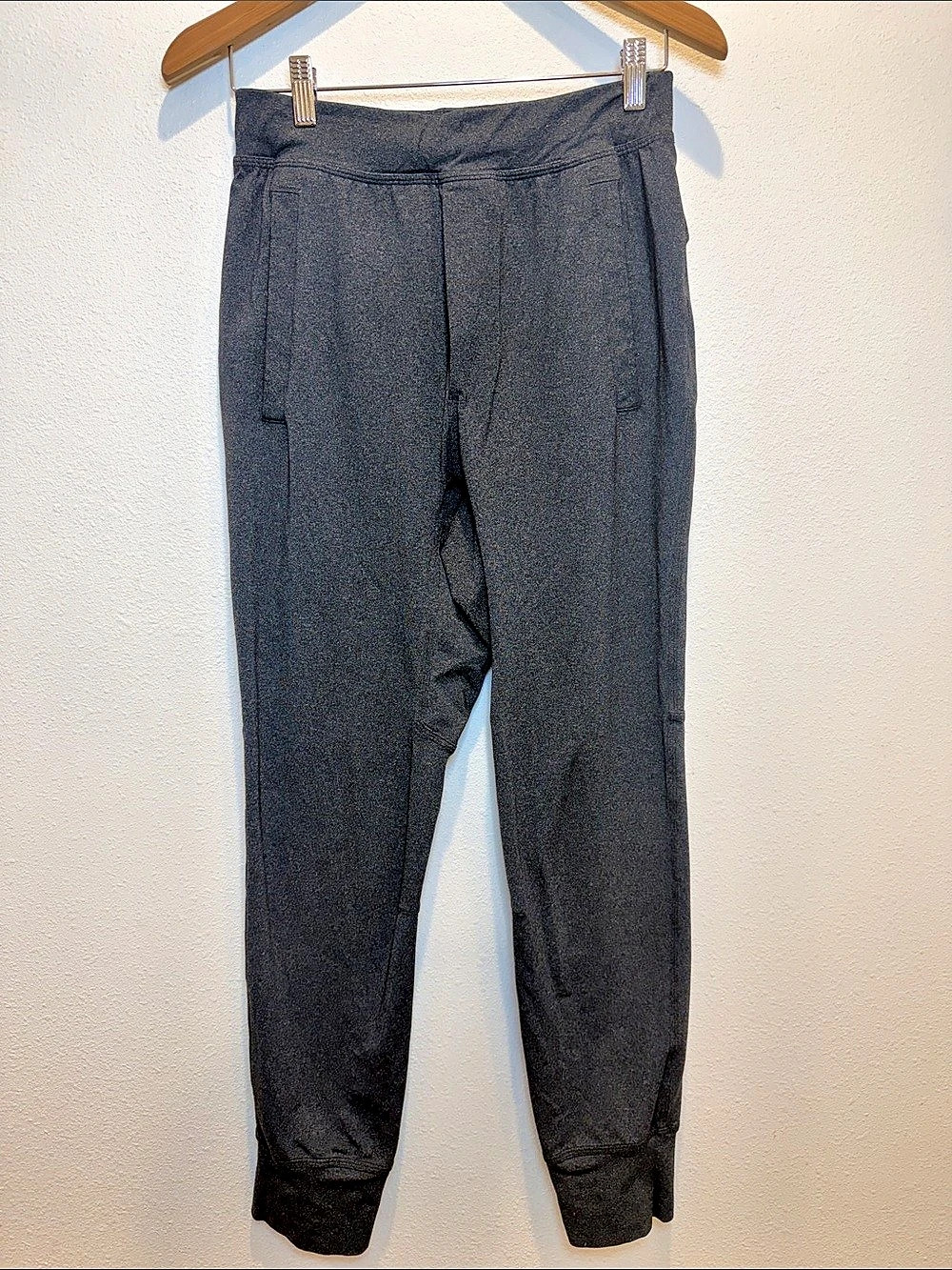 lululemon Women's Intent Joggers in Gray Size 4